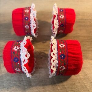 Set Of 4 Vintage Christmas Handmade Yarn & Floral Lace Ribbon Napkin Rings